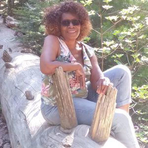 Meet your Posher, Joan